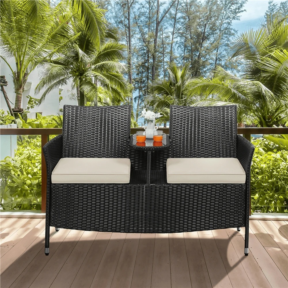 Премиум-комплект уличной мебел – обзор и цена Outdoor Furniture Table And Chairs