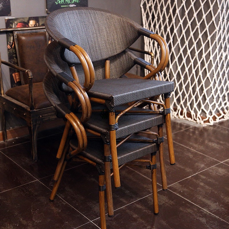 Современный комплект уличной м – обзор и цена Outdoor Furniture Table And Chairs